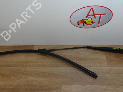 Used Front windshield wiper arm Front windshield wiper arm RENAULT MODUS / GRAND MODUS (F/JP0_) 1.5 dCi (FP0D, JP0D) (82 hp) 22919743 22919743