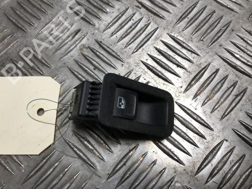 right-front-window-switch-vw-golf-vii-5g1-bq1-be1-be2-2012-2013-2014-2015-2016-2017-2018-2019-2020-2021-33286287 main image
