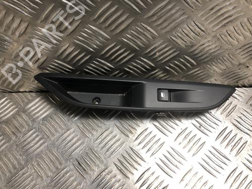 Used Right rear window switch Right rear window switch PEUGEOT 3008 II SUV (MC_, MR_, MJ_, M4_) 1.2 THP/ PureTech 130 (MRHNSM, MRHNSU, MRHNSJ, MRHNYW,... (131 hp) 35903429 35903429