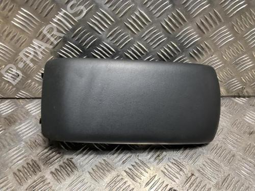 Armrest / Center console CITROËN C4 III (BA_, BB_, BC_) ë-C4 (BCZKXC, BZCKSC) | BP31021979I20