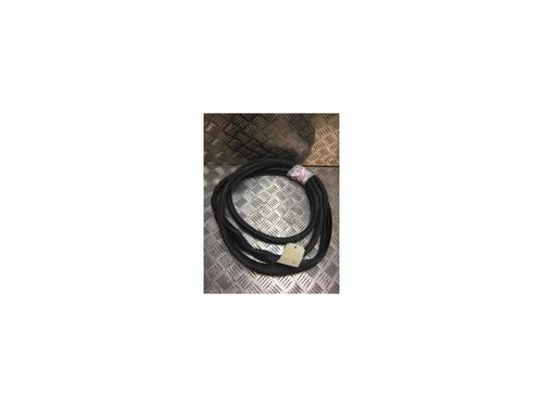 Used Rubber door seal DACIA SANDERO II 1.0 SCe 75 (B8JC, B8JD) (73 hp) 28287655