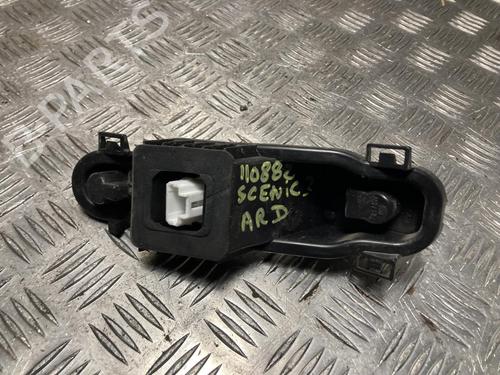 Used Licence plate light RENAULT SCÉNIC III (JZ0/1_) 1.5 dCi (110 hp) 32433522