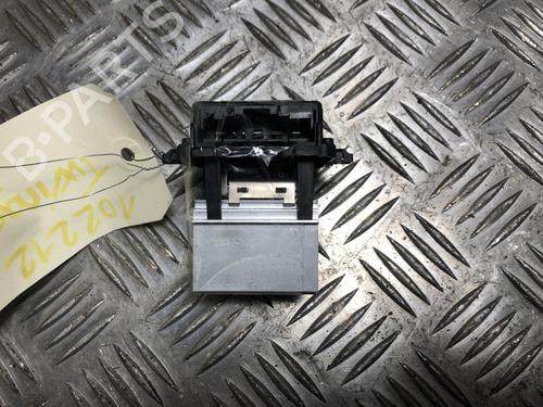 Used Heater resistor Heater resistor RENAULT TWINGO II (CN0_) 1.2 16V (CN04, CN0B) (75 hp) 34342425 34342425