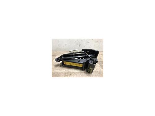 Used Jack Kit FORD ESCORT V (AAL, ABL) 1.6 i 16V (90 hp) 20615817
