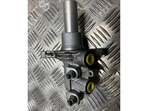 Brake master cylinder CITROËN C4 SPACETOURER (3D_) 1.2 PureTech 130 | BP25306447M77 