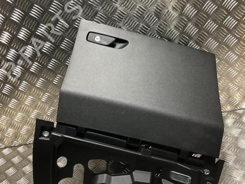 Used Glove box AUDI A1 Sportback (GBA) 40 TFSI (207 hp) 23023886