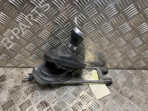 Palanca de cambios BMW 1 Coupe (E82) 118 d (143 hp) 31186198