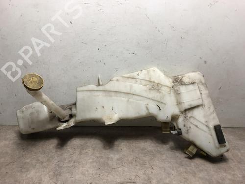 Used Windscreen washer tank NISSAN NAVARA NP300 (D40) 2.5 dCi 4WD (D40TT, D40T, D40M, D40BB) (190 hp) 20228153