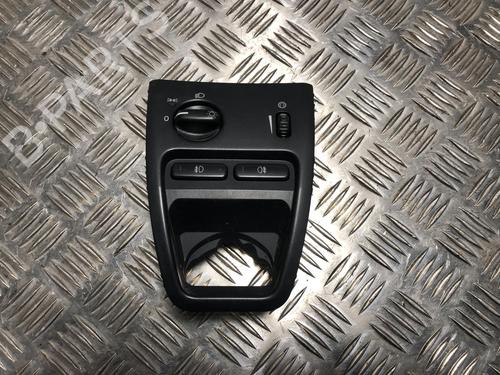 Commande de phare VOLVO XC90 I (275) D5 AWD (163 hp) 31202564