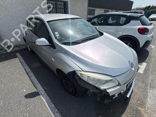 Licence plate light RENAULT MEGANE III Hatchback (BZ0/1_, B3_) 1.5 dCi | BP31200841I40 - Image 5