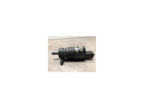 Used Washer pump BMW 1 (F21) M 135 i (320 hp) 21055924