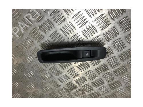 Right rear window switch RENAULT MEGANE IV Hatchback (B9A/M/N_) 1.5 dCi 110 (B9A3) | BP27557688I28 