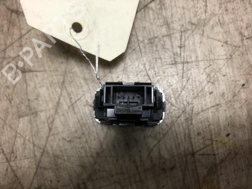 Switch VOLVO V40 Hatchback (525) T2 GTDi | BP20625115I30