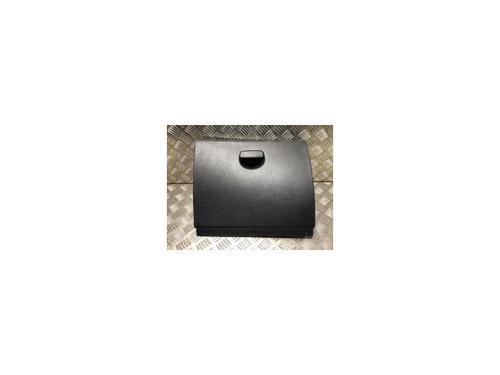 Used Glove box DACIA SANDERO II TCe 90 (B8M1, B8MA, B8AC) (90 hp) 24491605