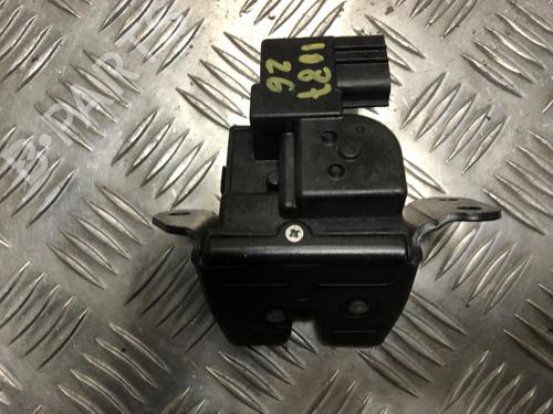 Tailgate lock HYUNDAI i30 (FD) 1.6 CRDi | BP25306779C101