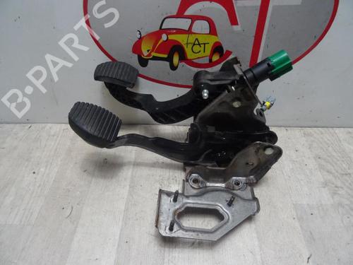 Used Pedal CITROËN C3 II (SC_) 1.4 HDi 70 (SC8HZC, SC8HR0, SC8HP4) (68 hp) 12966398