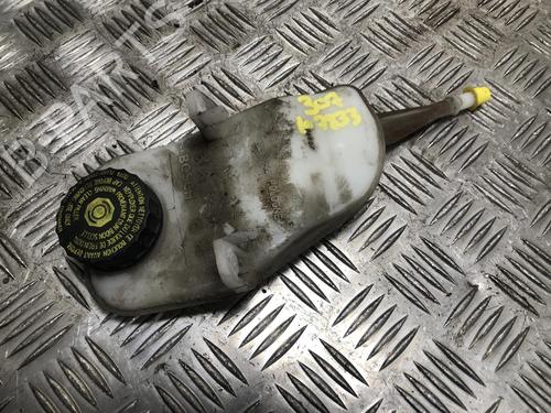 Used Brake fluid reservoir PEUGEOT 307 CC (3B) 2.0 HDi 135 (136 hp) 31198911