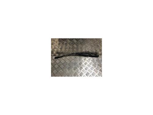 Used Front windshield wiper arm AUDI A1 (8X1, 8XK) 1.6 TDI (105 hp) 26179348