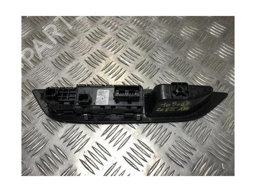 Left front window switch PEUGEOT 208 II (UB_, UP_, UW_, UJ_) 1.2 PureTech 100 | BP24491748I27 