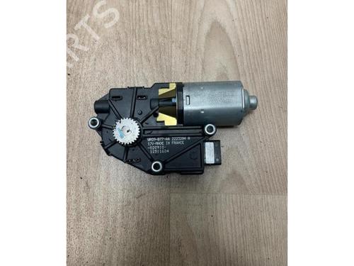 Sunroof engine PEUGEOT 3008 I MPV (0U_) 2.0 HDi 150 / BlueHDi 150 | BP13264010M60 