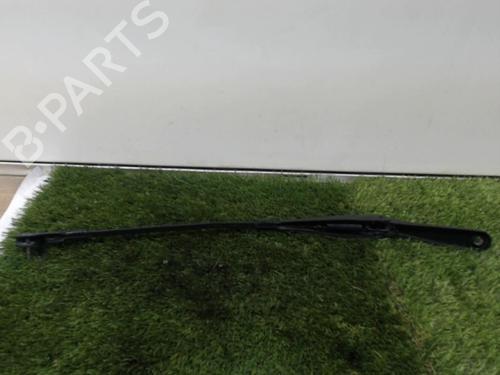 Used Front windshield wiper arm OPEL ASTRA H GTC (A04) 1.9 CDTI (L08) (101 hp) 24965320