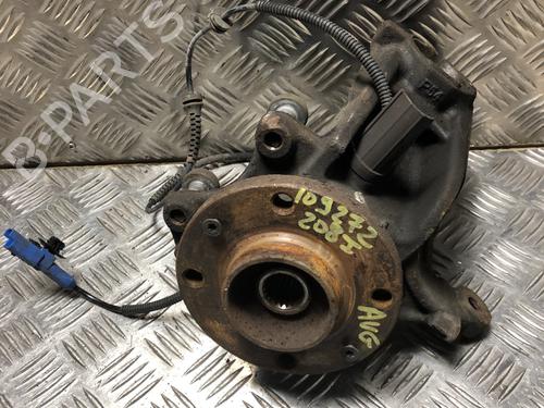 Used Left front steering knuckle PEUGEOT 208 I (CA_, CC_) 1.5 BlueHDI 100 (102 hp) 32349892