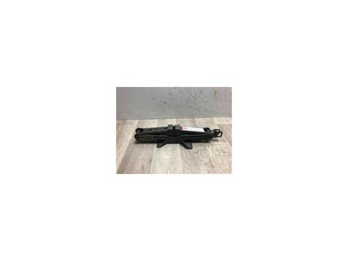 Bordwerkzeug für SUZUKI SWIFT III (MZ, EZ) 1.3 (RS413, ZC11S) (92 hp) 30785060