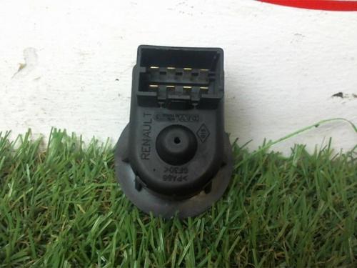 Commande retroviseurs RENAULT CLIO II (BB_, CB_) 1.5 dCi (B/CB08) | BP27628111I25 