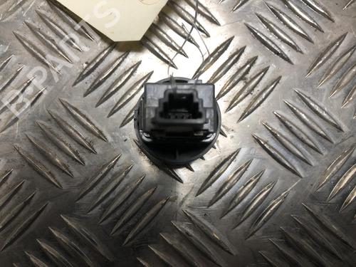 Warning switch TOYOTA RAV 4 III (_A3_) 2.2 D 4WD (ALA30_, ALA30R) | BP26731595I22