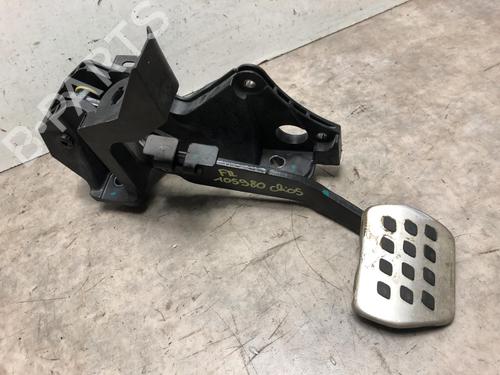bremsepedal RENAULT CLIO V (B7_) 1.3 TCe 130 (B7MF) (131 hp) 20633766