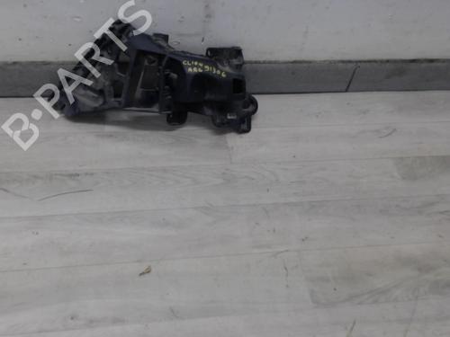 Used Rear bumper bracket RENAULT CLIO IV (BH_) 1.2 16V (73 hp) 13130550