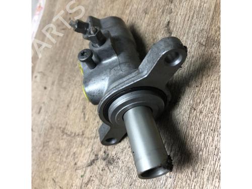 Used Brake master cylinder DACIA DUSTER (HS_) 1.5 dCi (109 hp) 20615728
