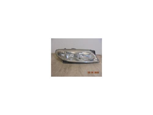 Used Right headlight RENAULT LAGUNA II (BG0/1_) 1.9 dCi (BG0R, BG0E) (100 hp) 13287453