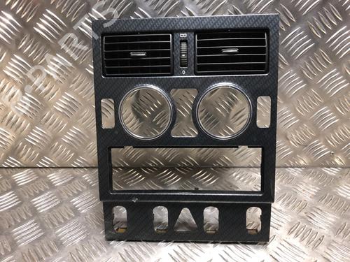 Used Air vent MERCEDES-BENZ SLK (R170) 200 (170.435) (136 hp) 23567958