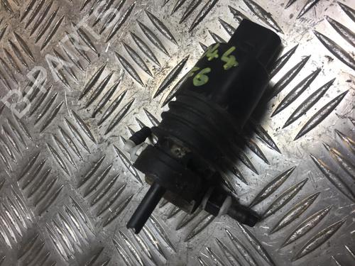 Used Washer pump VW GOLF VI (5K1) 1.6 TDI (105 hp) 31201905