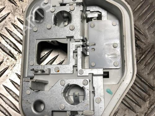 Éclairage de plaque d'immatriculation PEUGEOT 2008 I (CU_) 1.6 BlueHDi 120 (120 hp) 31198647