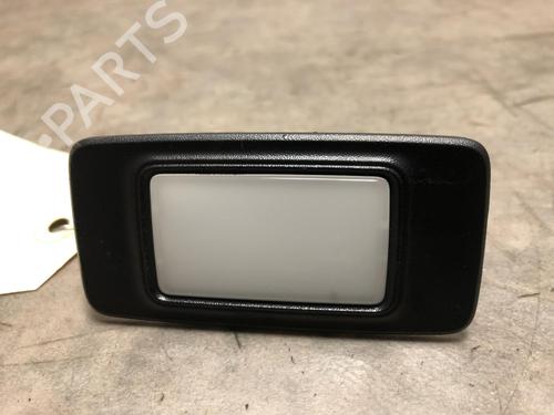 Used Interior roof light RENAULT CLIO V (B7_) 1.3 TCe 130 (B7MF) (131 hp) 20634052