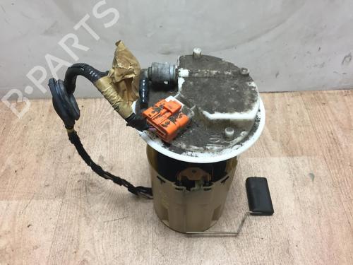 Used Fuel pump FIAT STILO (192_) 1.6 16V (192_XB1A) (103 hp) 28609015