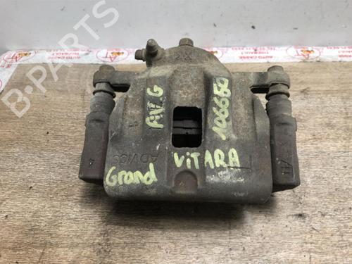 Venstre bremsekaliber foran SUZUKI GRAND VITARA II (JT, TE, TD) 1.9 DDiS All-wheel Drive (JT419, TD44, JB419WD, JB419XD,... (129 hp) 20616801