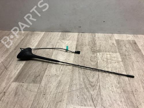 Antenne/Base CITROËN C3 II (SC_) 1.2 VTi 82 (82 hp) 20615366