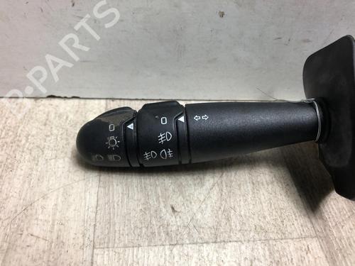 Used Switch RENAULT MEGANE I Coach (DA0/1_) 1.6 16V (DA0B, DA04, DA11) (107 hp) 23871615