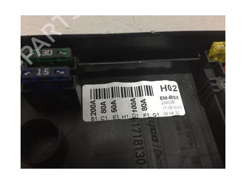 Fuse box VW GOLF V (1K1) 1.9 TDI | BP13267639E1