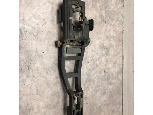 Højre bagtil udvendigt håndtag FORD FOCUS C-MAX (DM2) 2.0 TDCi (136 hp) 20619745