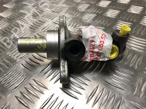 Used Brake master cylinder PEUGEOT PARTNER Box Body/MPV 1.6 HDi 16V (90 hp) 21589039
