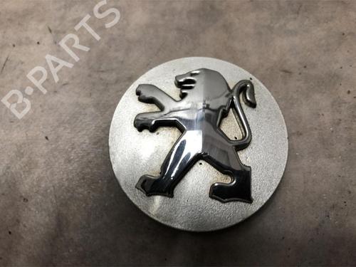 Used Hub cap PEUGEOT 407 (6D_) 2.0 HDi 135 (6DRHRH, 6DRHRE, 6DRHRG, 6DRHRJ) (136 hp) 30785662