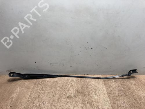 Used Front windshield wiper arm PEUGEOT PARTNER Box Body/MPV 1.6 HDi 16V (90 hp) 13276098