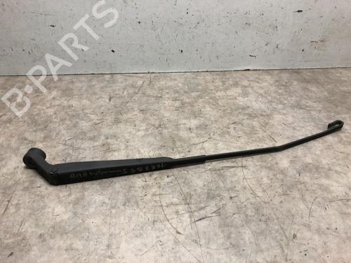 front-wipers-mechanism-suzuki-jimny-closed-off-road-vehicle-sn-13-16v-sn413-3831082a30-1998-20479865 main image