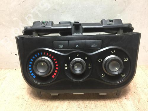 Used Climate control ALFA ROMEO MITO (955_) 1.4 MultiAir (955AXL1B) (105 hp) 13120722