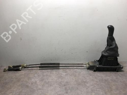 Used Gear lever DACIA SANDERO 1.5 dCi (88 hp) 20617324