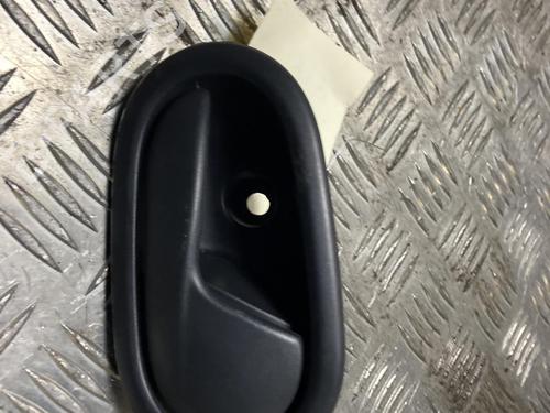 front-right-interior-door-handle-dacia-sandero-ii-2012-32452297 main image